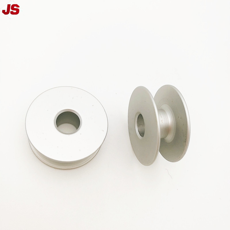 272152A BOBBIN OF INDUSTRIAL SEWING MACHINE PARTS