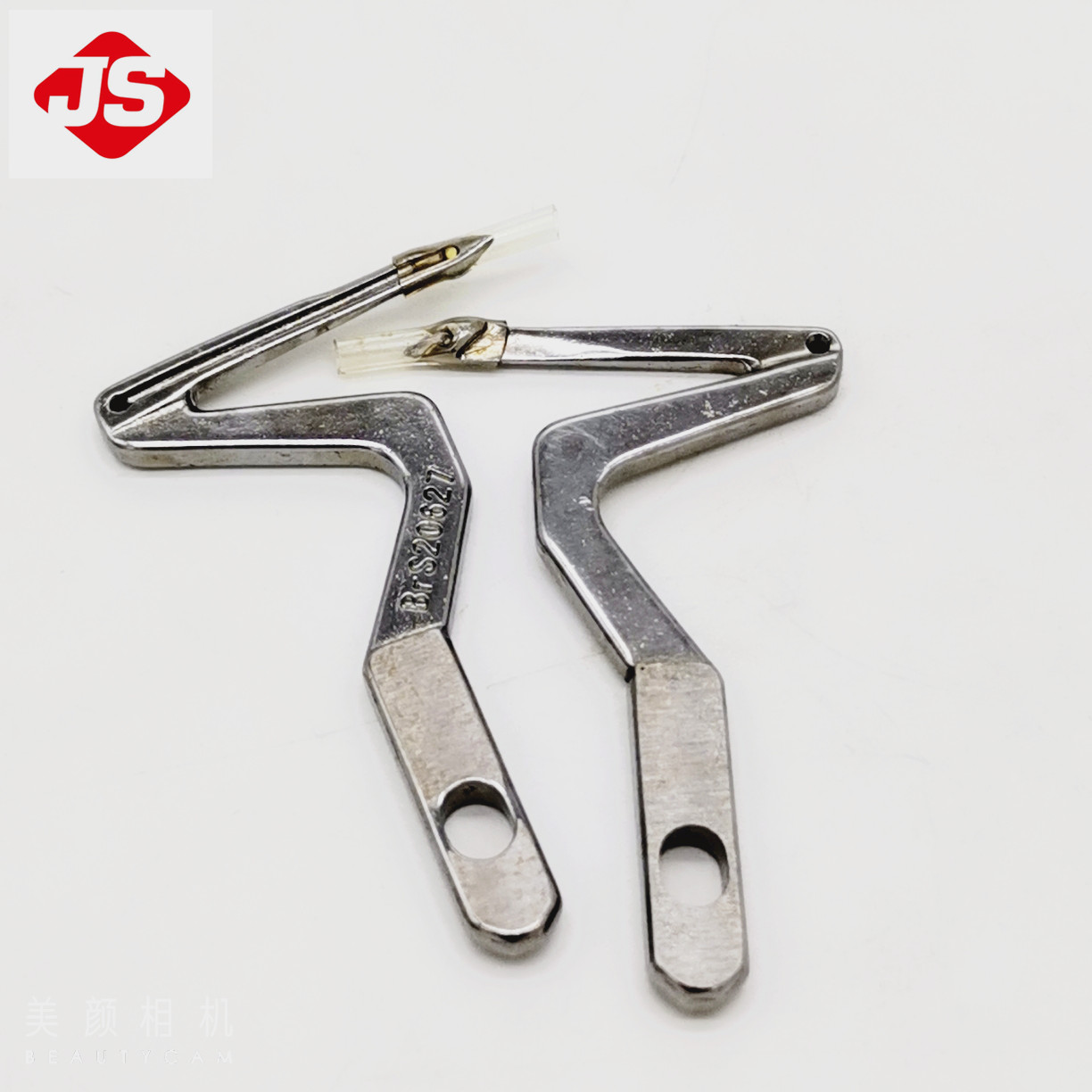 S20627-001 Looper for BROTHER EF4-N11.21.31  Industrial Sewing Machine Accessories