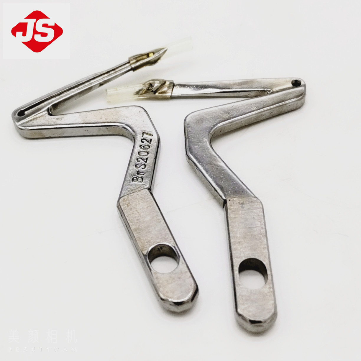 S20627-001 Looper for BROTHER EF4-N11.21.31  Industrial Sewing Machine Accessories
