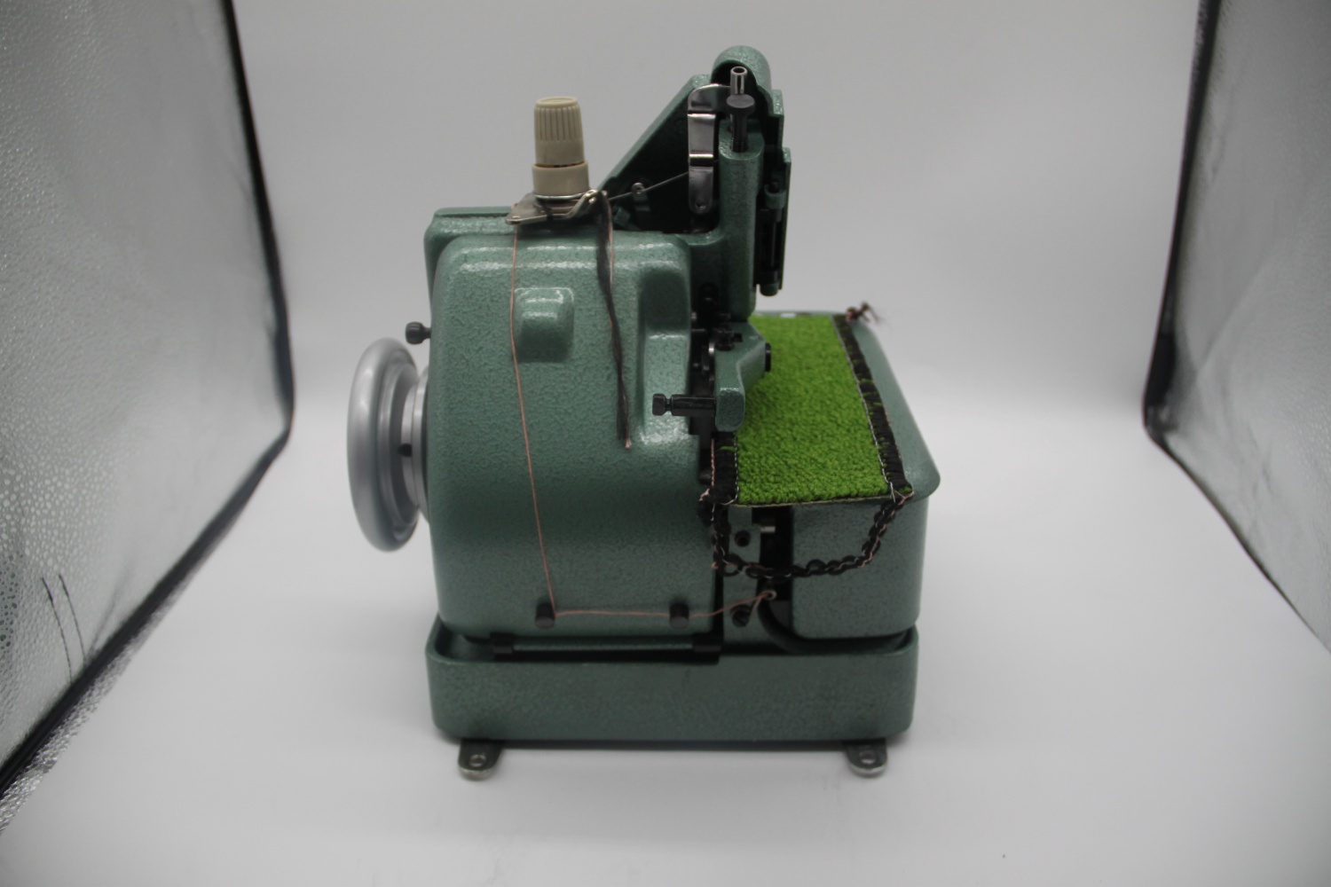 IDL-309 Carpet Overedging Machine 
