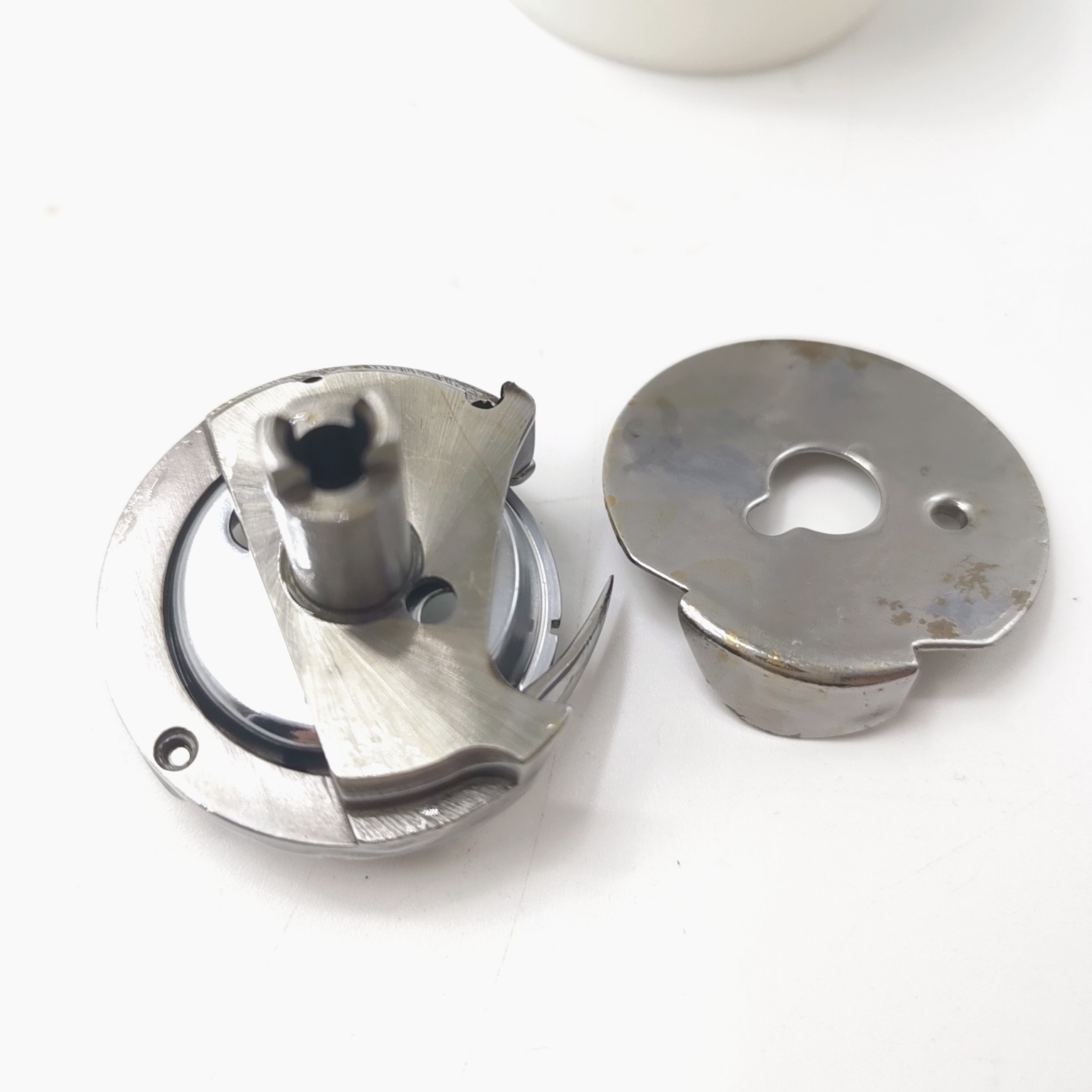  HPF-345 #91-014 192-91 Rotary Hook +Cap  PFAFF