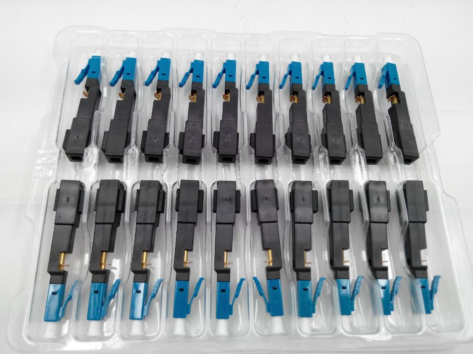 Fiber optic Field Installable connector LC/UPC