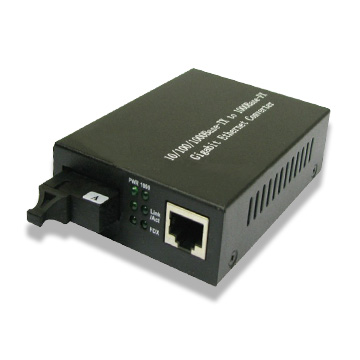 10/100/1000Base-Tx to 1000 LX WDM(Bi-Di) Media Converter,SM, 20KM, SC Interface, External Power Supply