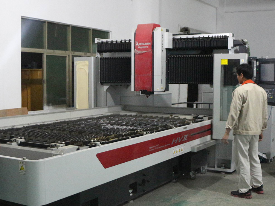 Sheet-metal shop