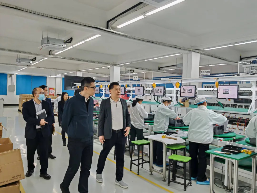 District Leaders Visit Mezic for Guidance and Exchange