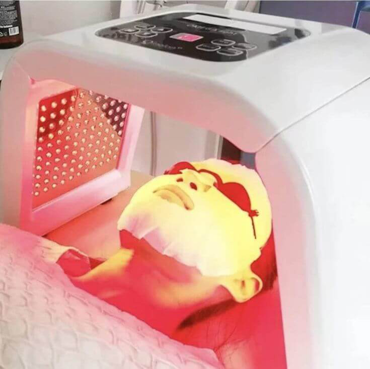 3.	Our led light therapy devices for skin care are FDA-approved, completely non-invasive, safe, and highly effective.