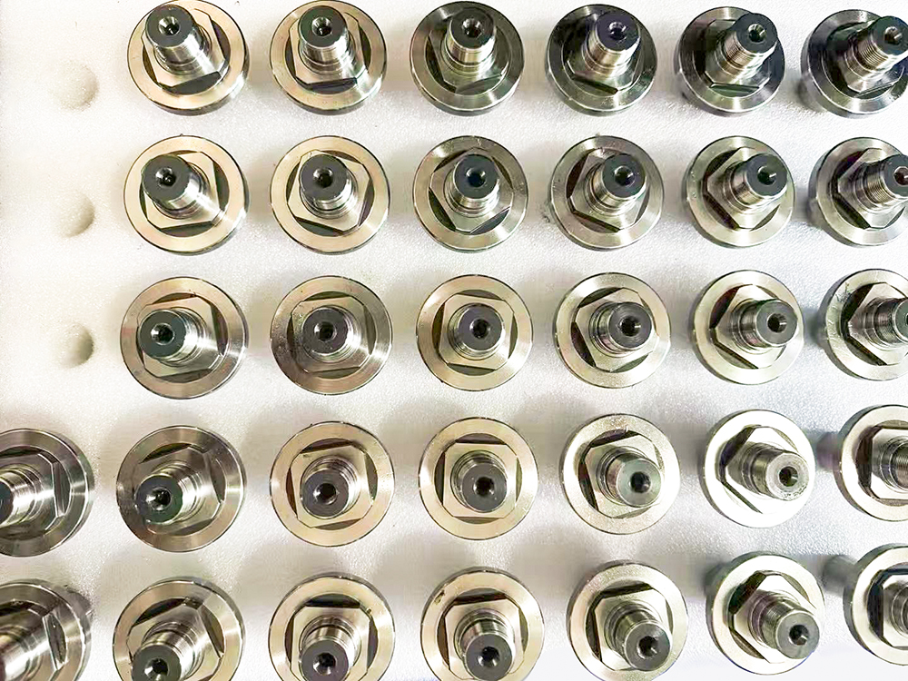 Machining component