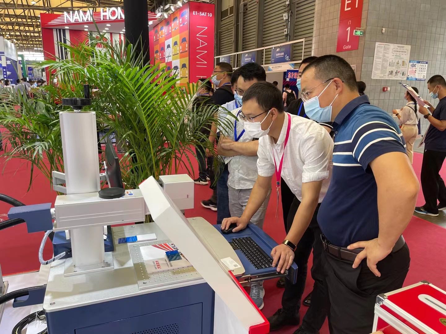 第二十一届 上海国际汽车内饰与外饰展览会国冶星与大族激光同台展现