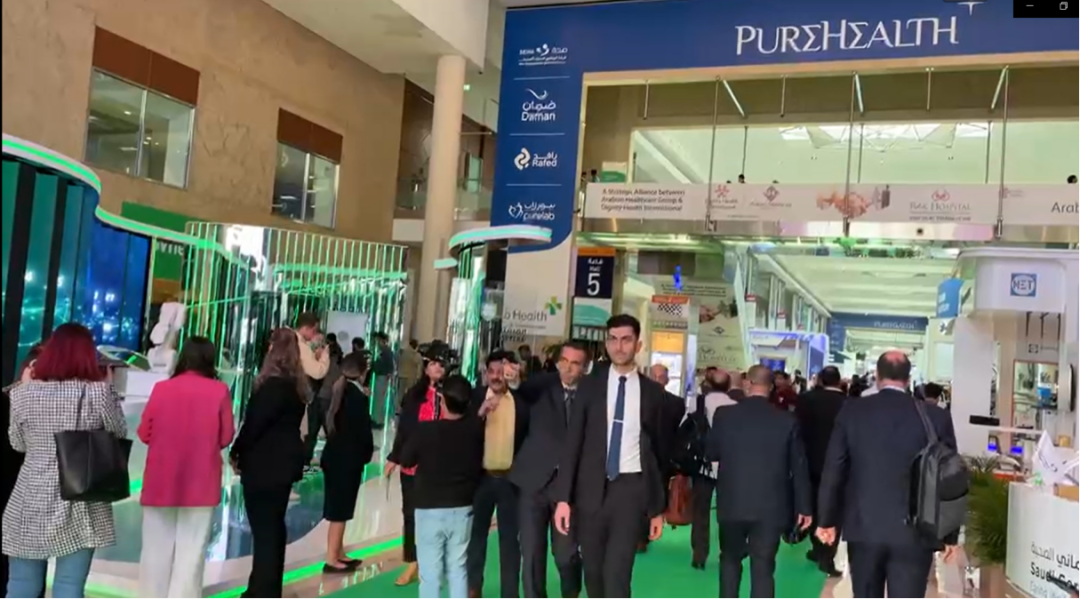 Start the New Year! Easycess is back at sea at the Arab Health Expo!