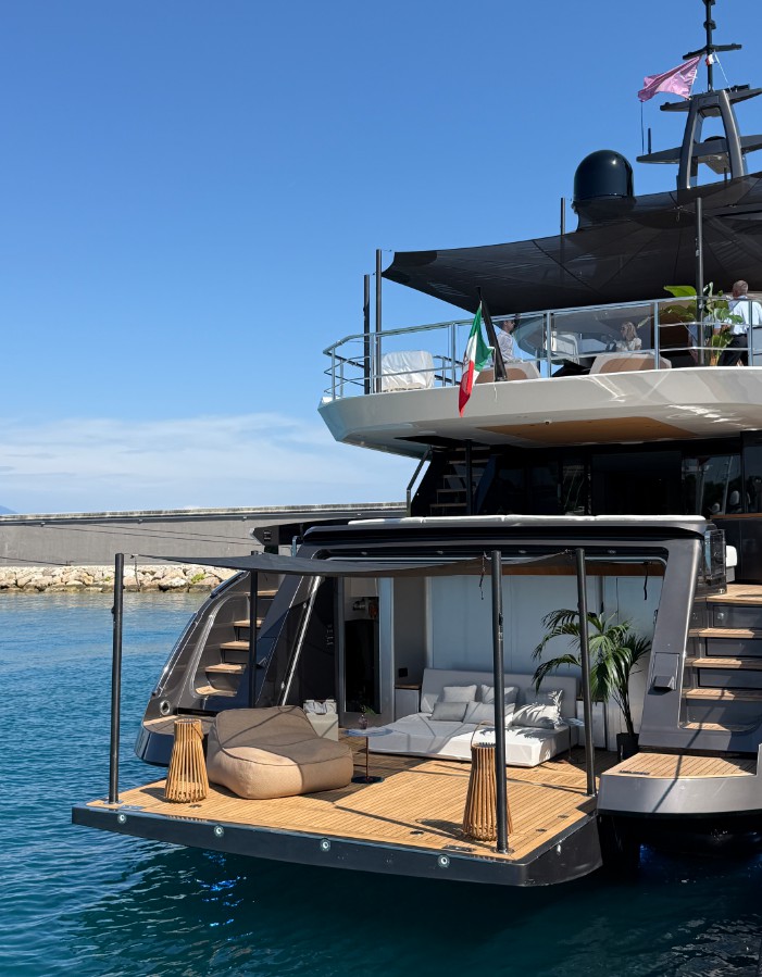 Azimut Grande 36...