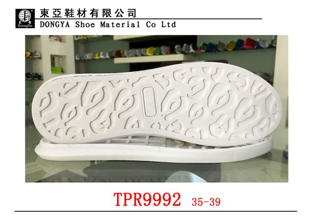 女9992-35-39