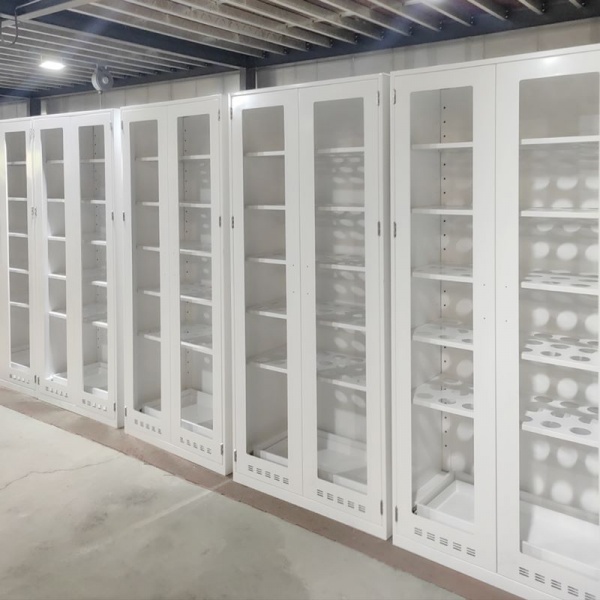 Vessel Cabinet