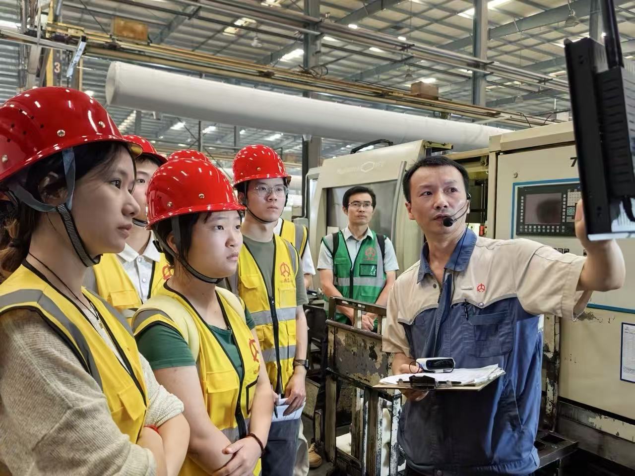 校企双向赋能 人才共育共赢|金鸿曲轴深化校企合作助力 西华大学生成长