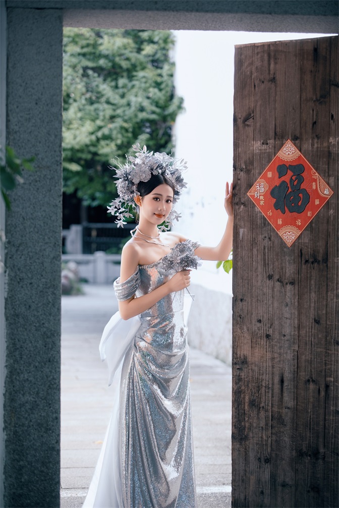 单人礼服簪花52