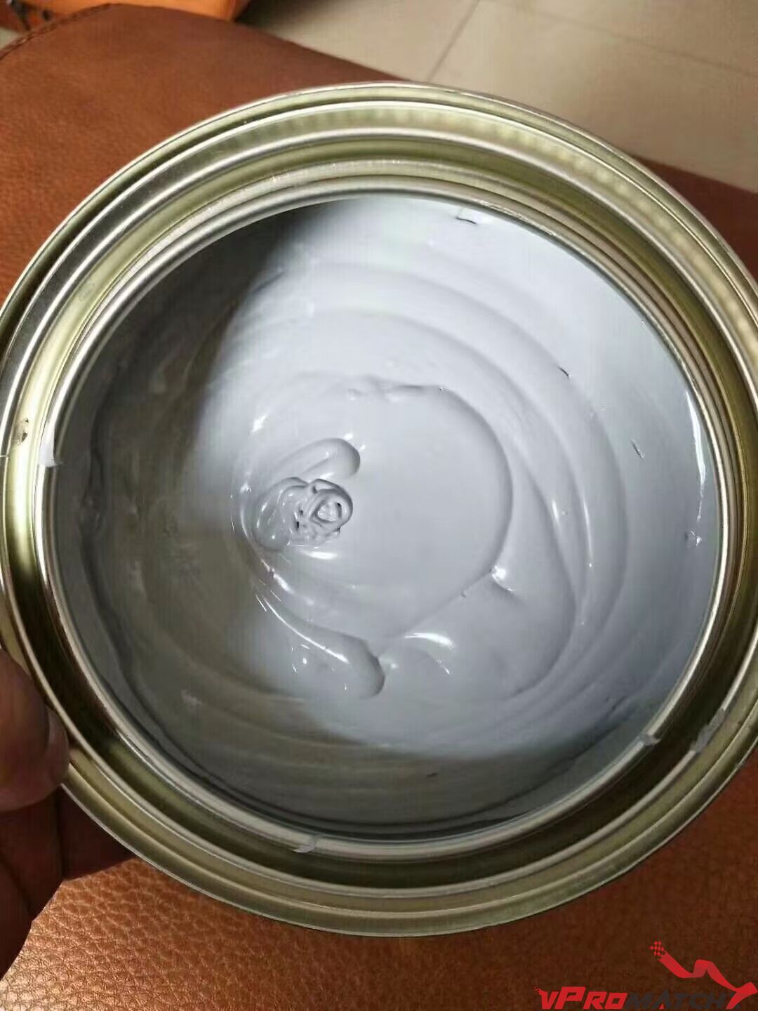 Multi-purpose two-component intermediate paint with strong filling power and fine adhesion between coats