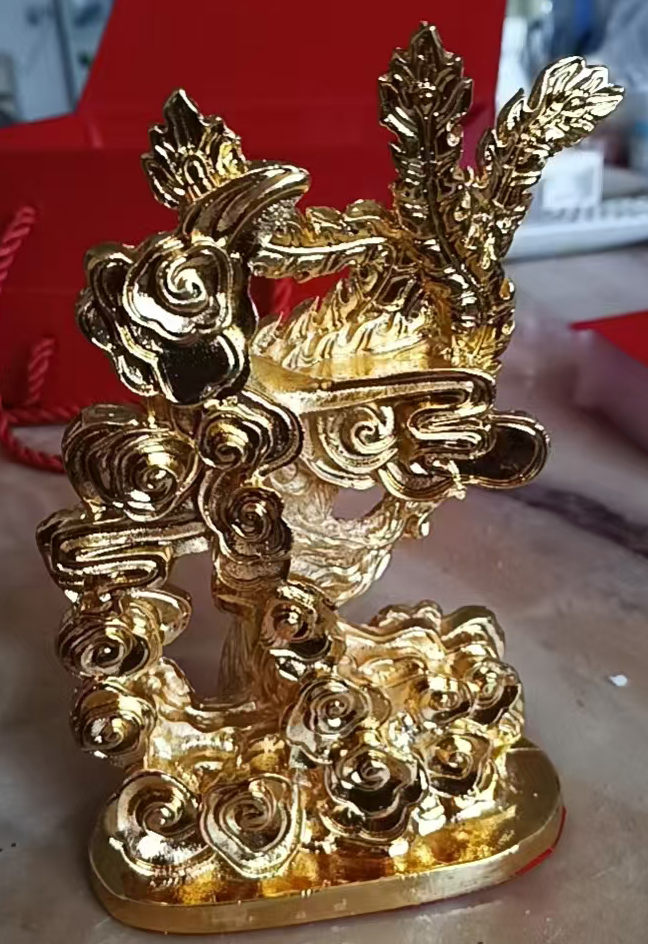金凤来衣