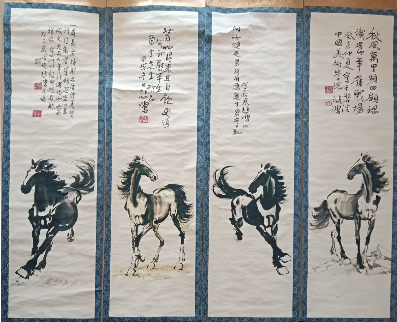 骏马图