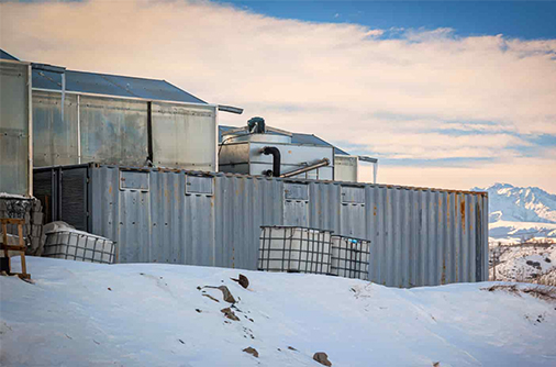 Revolutionary Achievement Unveiled: 1MW Indoor Whatsminer Hydro-Cooling Project in Xinjiang Successfully Transforms Heat from Bitcoin Mining into Agricultural Bounty!