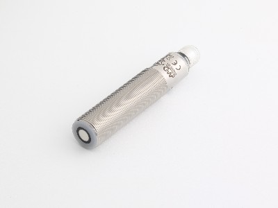 Micro Detectors漫反射超声波,镜反射超声波传感器,UK1&UKR1系列