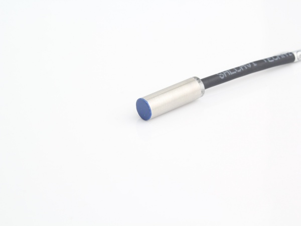 Micro Detectors传感器，接近传感器，圆柱型微型，AHS直径6.5mm