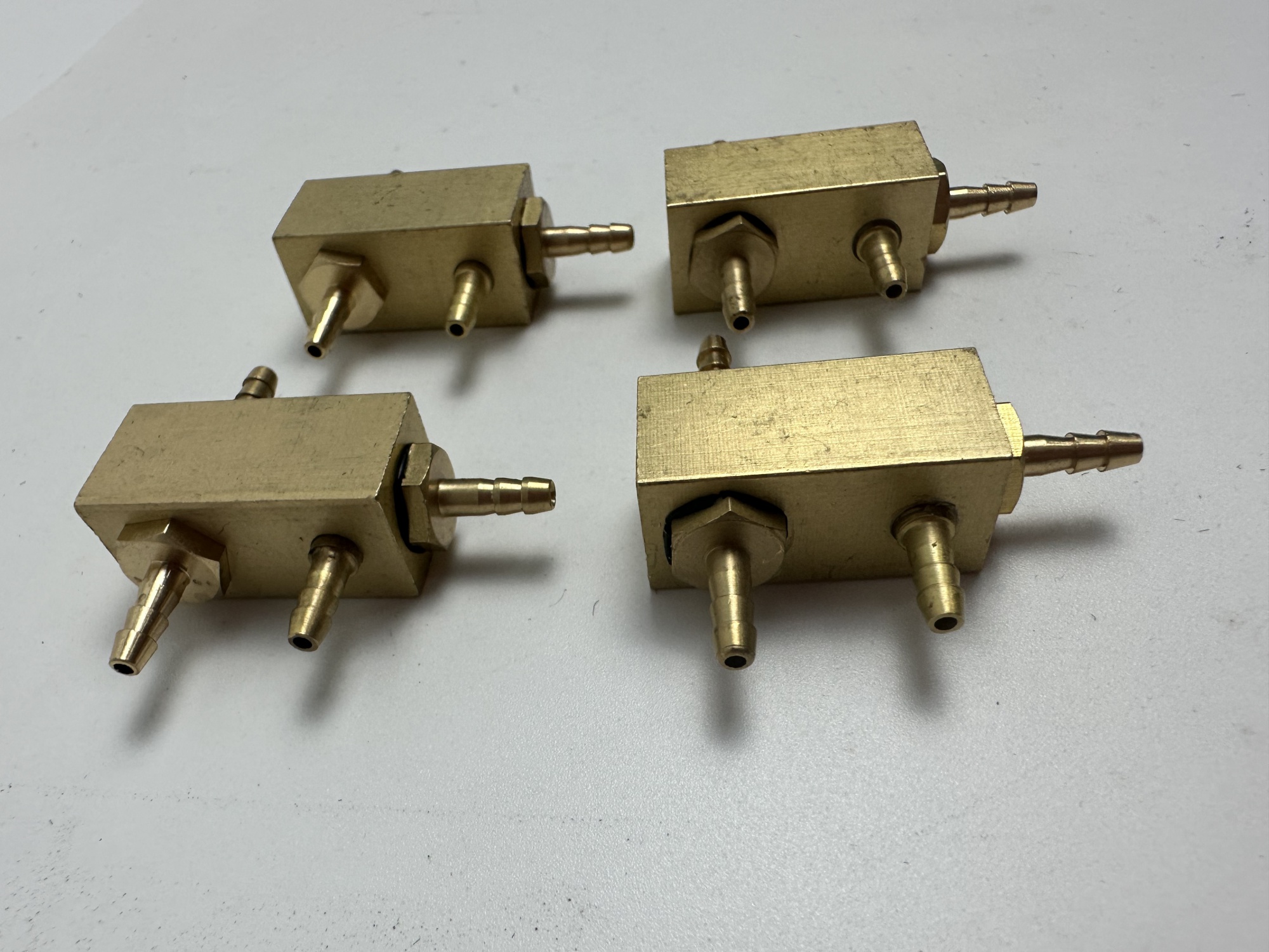 TY1036 Direction valve 