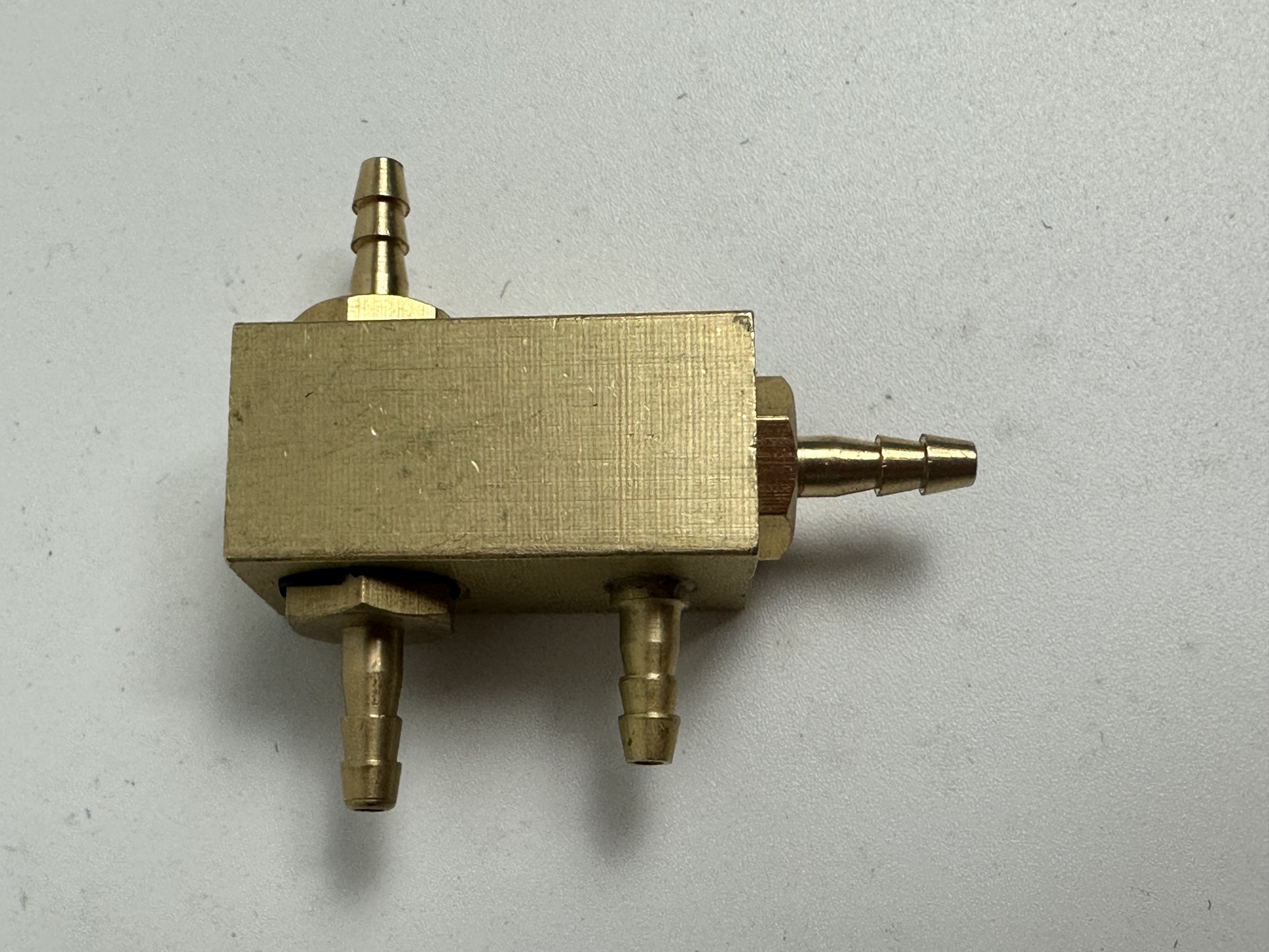 TY1036 Direction valve 