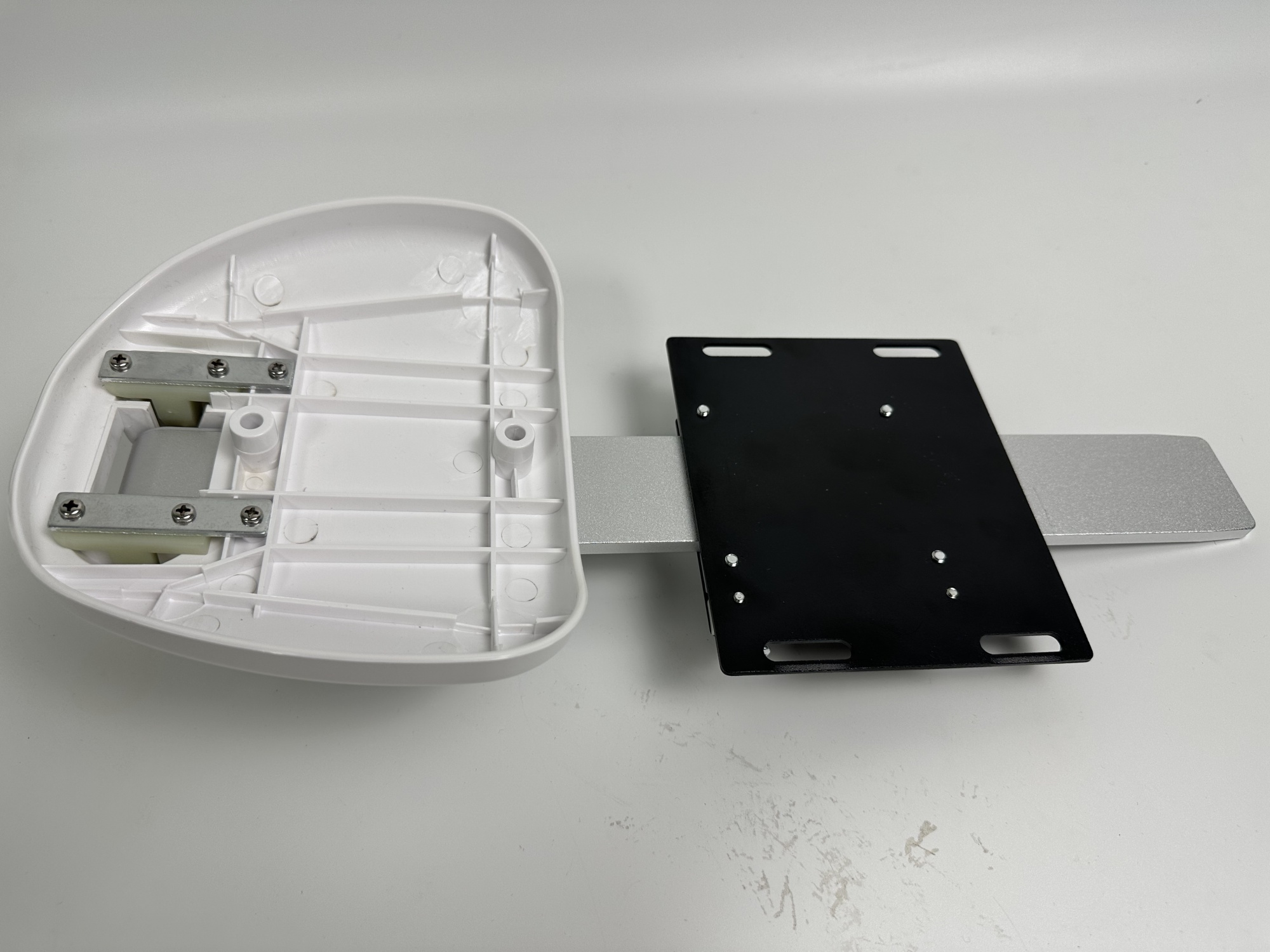 TY1065 Headrest holder B