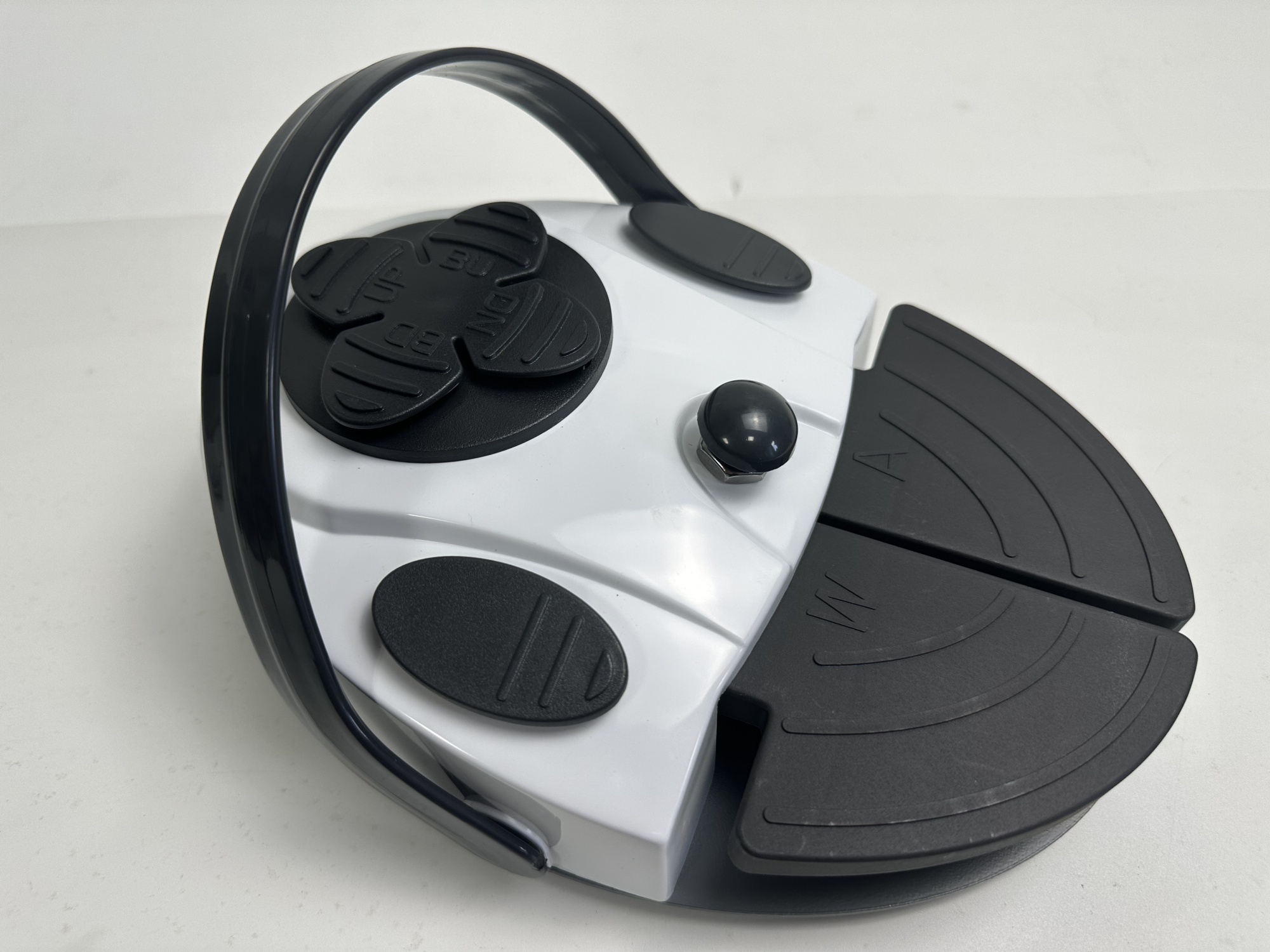 TY1056  Foot control