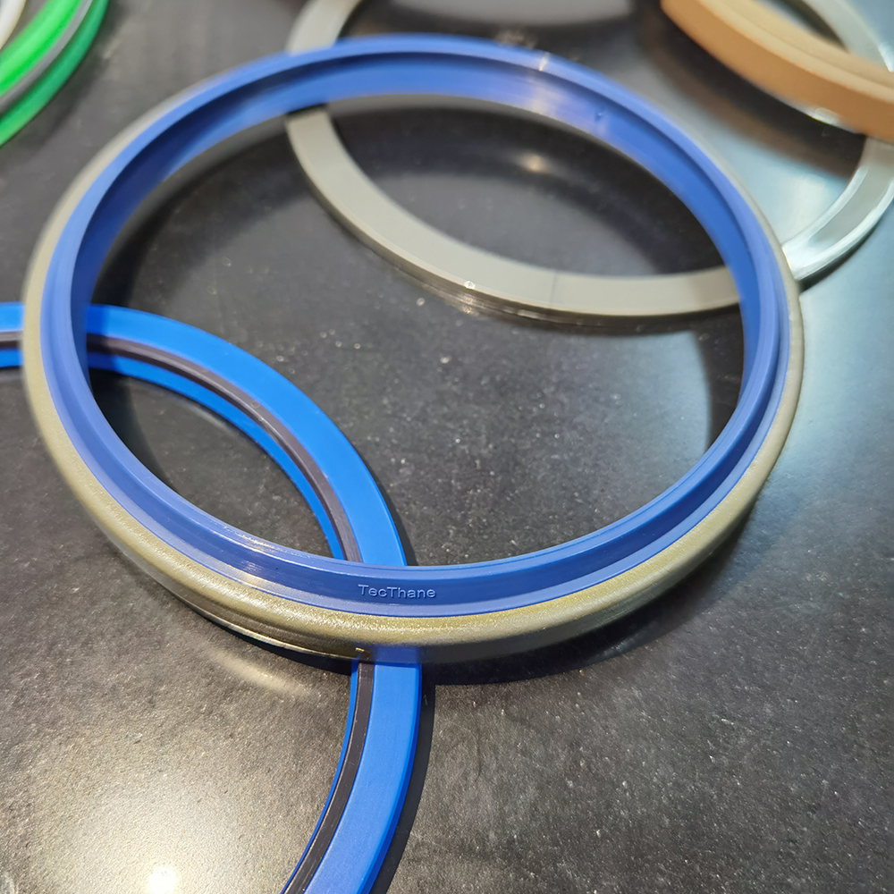 FOR HITACHI ZAXIS ZX330-3 ZX330LC-5G ZX350K-3  ZXLCH-5G ZX360LC-3 Boom Cylinder Seal Kit 4649049 SERVICE KIT