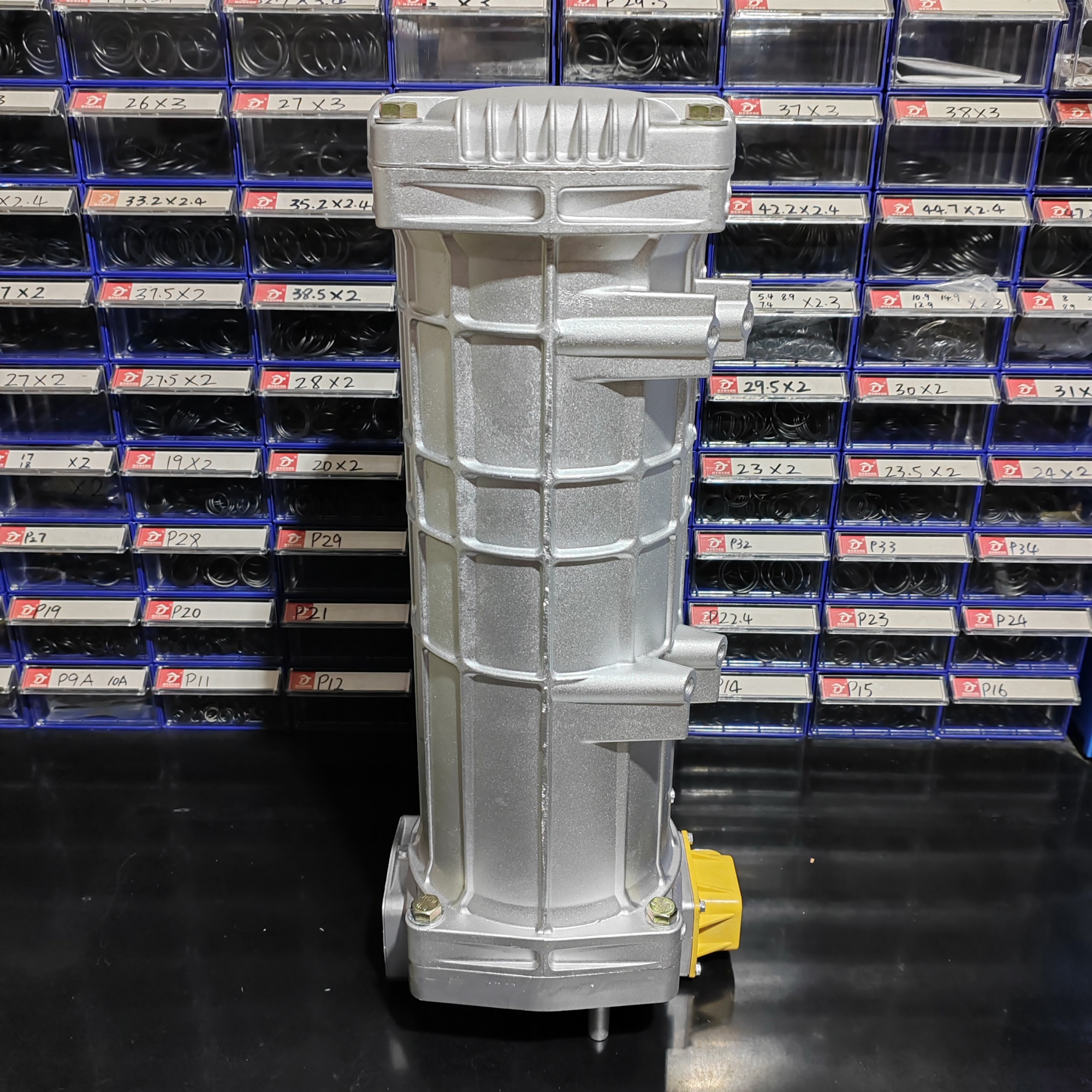188-4140 HYDRAULIC OIL FILTER ASSEMNLY FOR CATERPILLAR 320C 320D2 GC 322C 323D 324D 325D 326D 329D 330C 330D 336D  340D