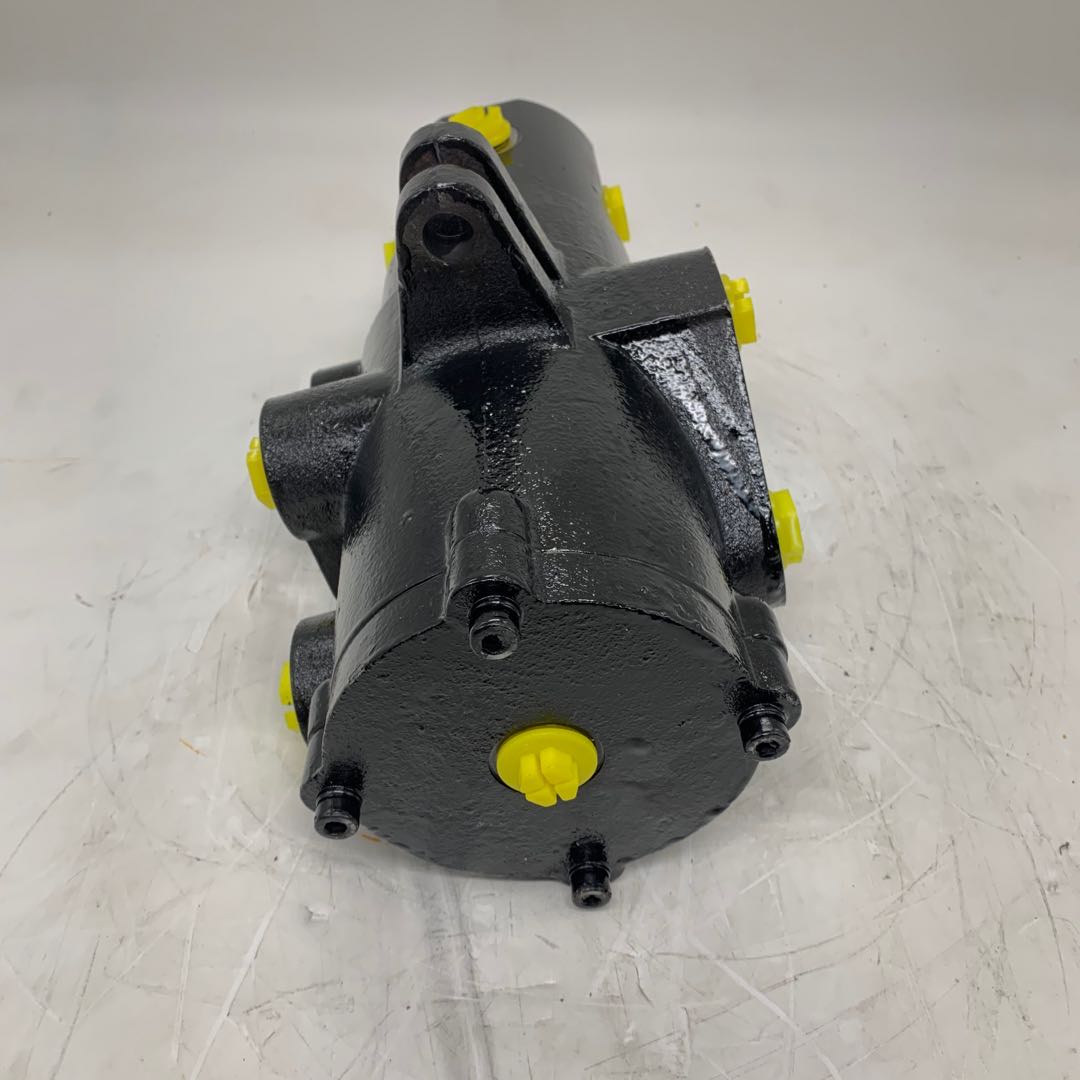 703-08-00110 703-08-00112 708-03-00113 703-09-33110 703-09-33112 CENTER JOINT SWIVEL FOR KOMATSU PC100 PC120 PC130