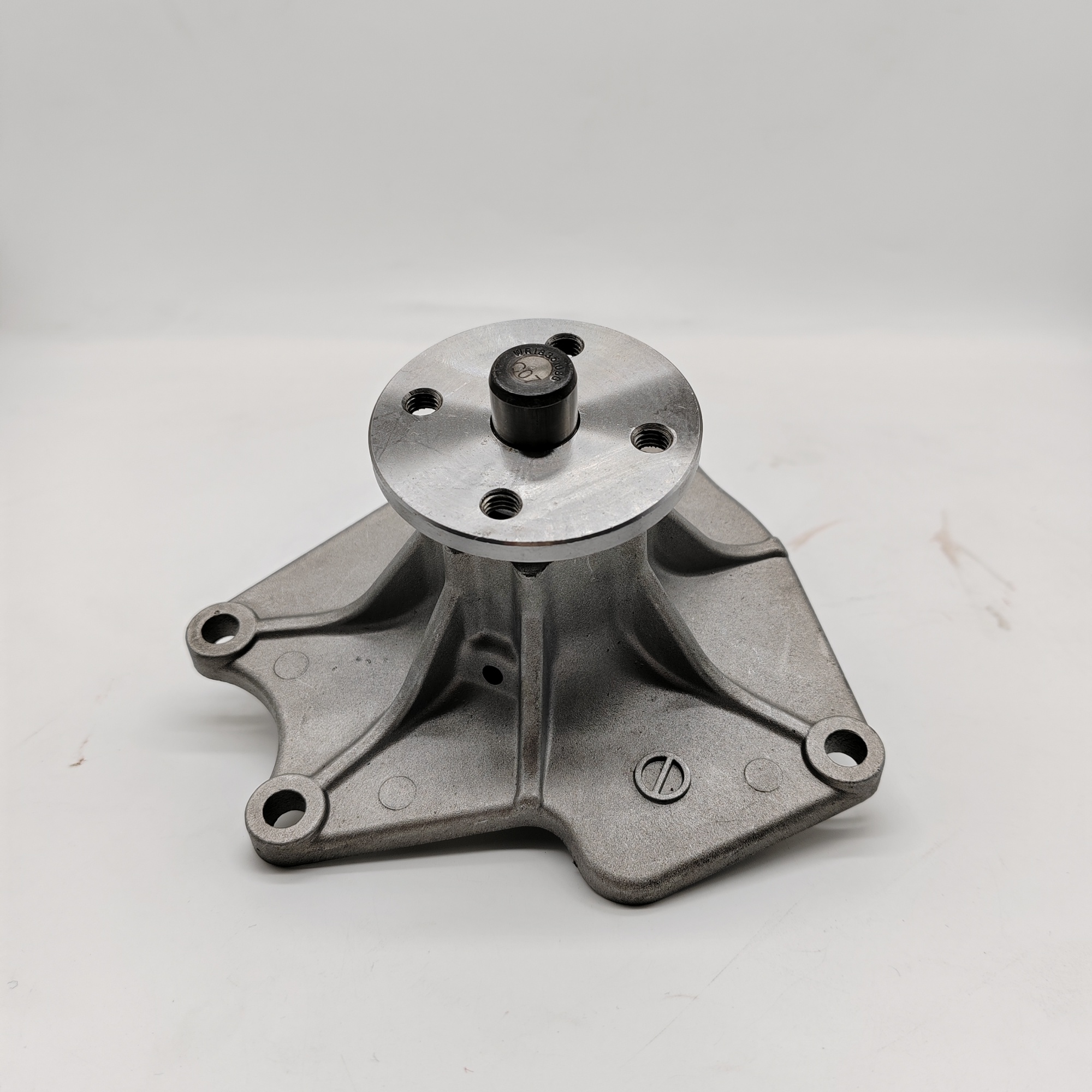 Water pump ME996789 ME993002 for Caterpillar excavator E308B E308D E307D Mitsubishi engine 4M40