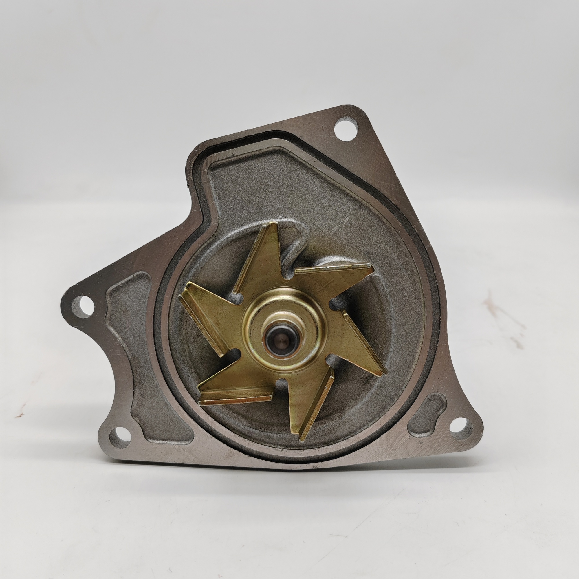 Water pump ME996789 ME993002 for Caterpillar excavator E308B E308D E307D Mitsubishi engine 4M40