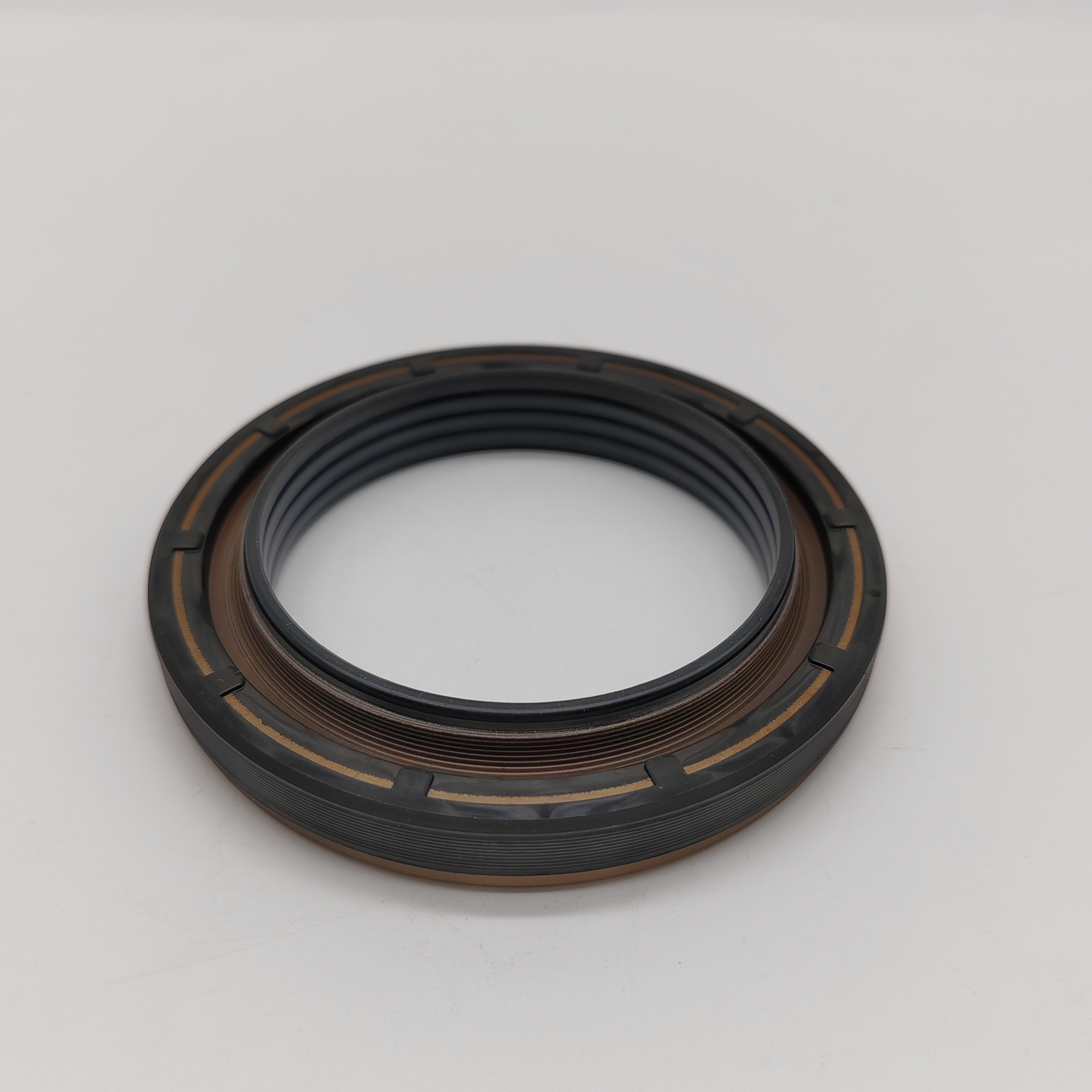 4890832 Front Crank Oil Seal RWDR-K7 70*100*12.5/16