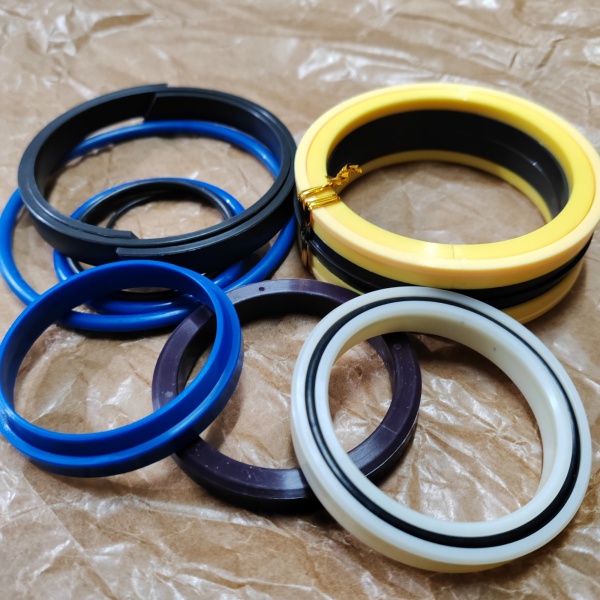 FYD00000086 ARM HYDRAULIC CYLINDER SEAL SERVICE KIT FOR HITACHI ZX60USB-5 ZX65USB-5