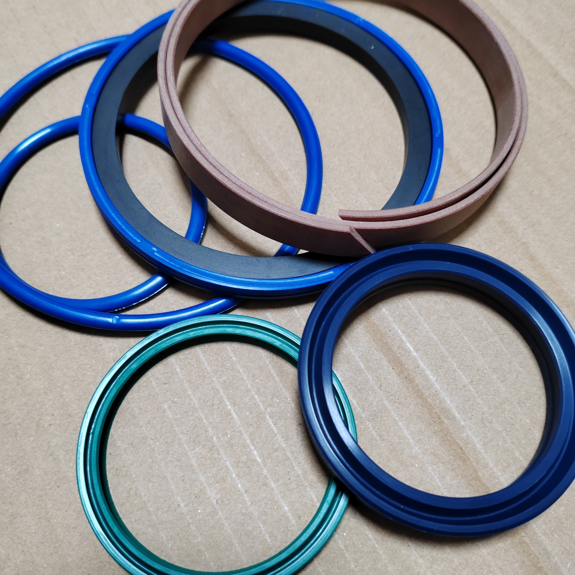 9144511 9123264 9154895 ARM HYDRAULIC CYLINDER SEAL SERVICE KIT FOR HITACHI EX300LC-2 EX300LC-3