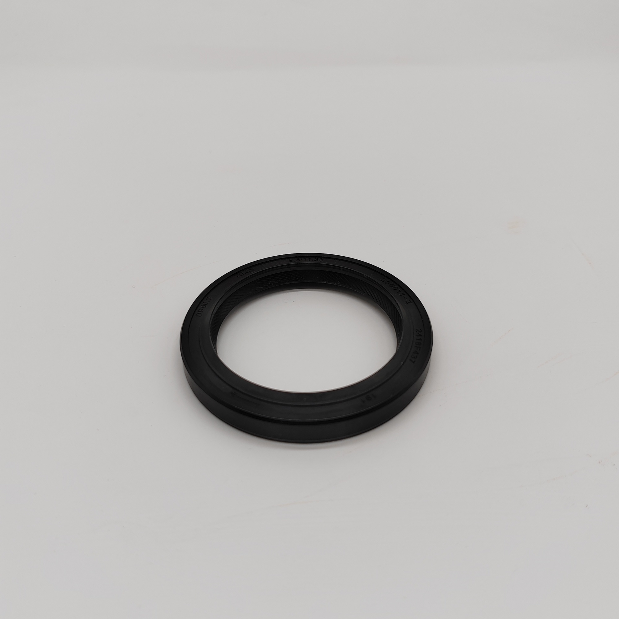 425-15-28710 4251528710 Oil Seal For Komatsu Compractor Wheel Loader WF550 WF550 WA380 WA400 WA430 WA450 WA470 WA480