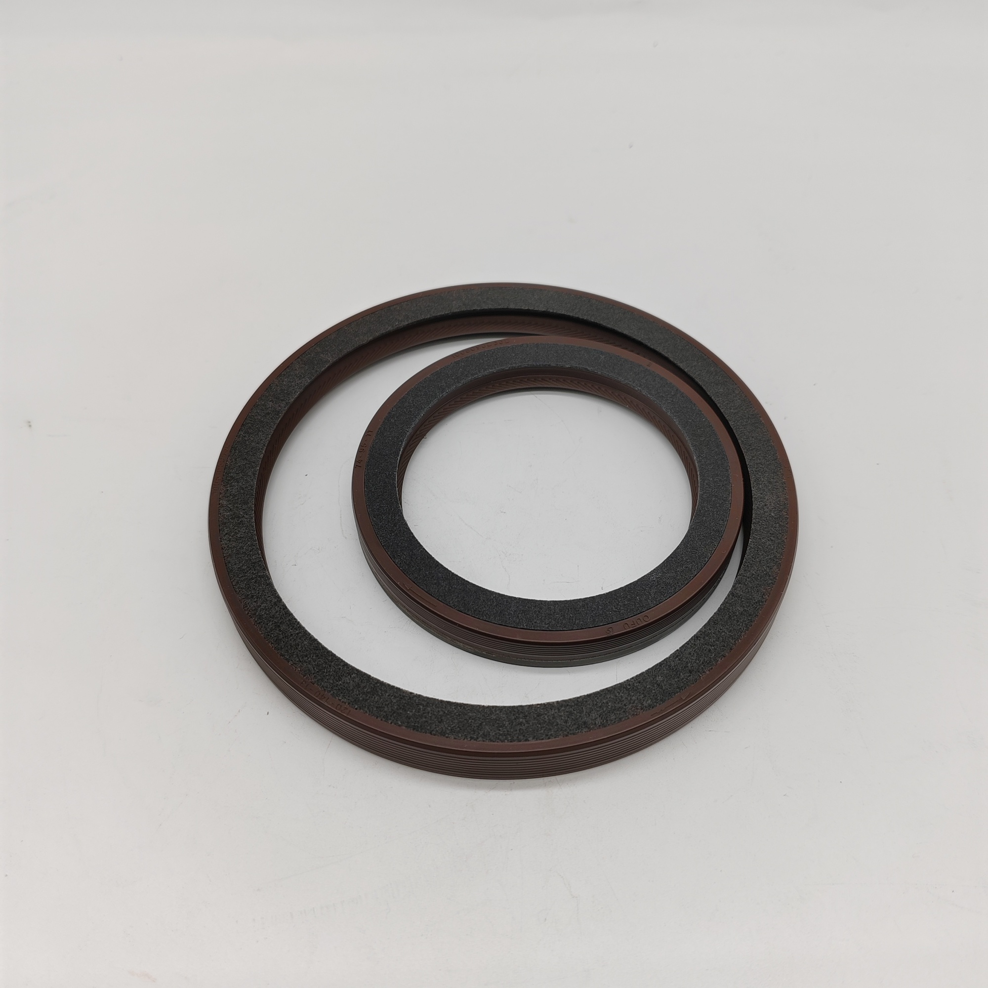 4613831 Oil Seal For Hitachi Heavy Equipment Travel Motor HC2710 IZX200 IZX200LC VR516FS ZH200-A ZH200LC-A ZR950JC