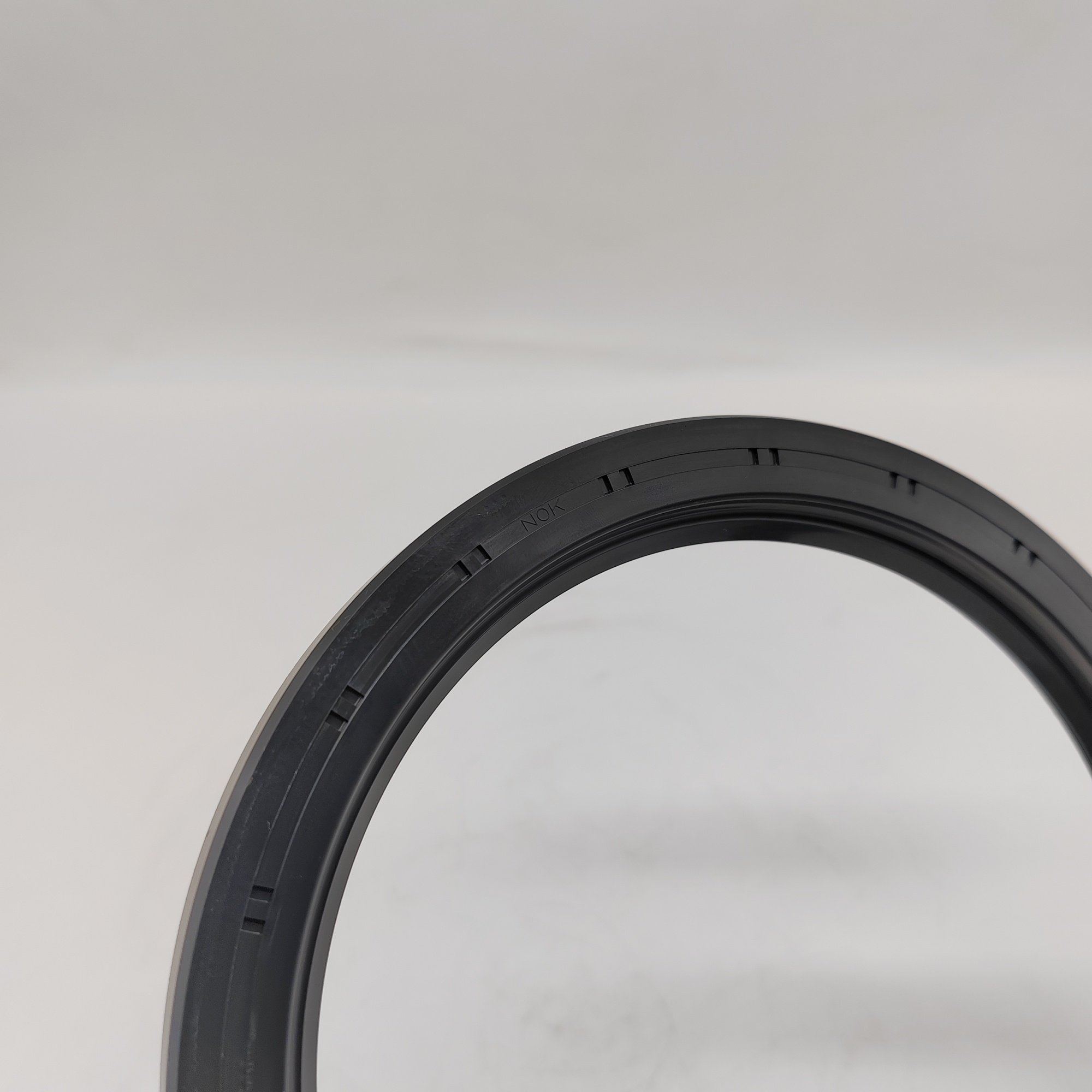 4395197 706-8J-41620 TCN Oil Seal Shaft Seal For HITACHI EG40R KOMATSU PC2000