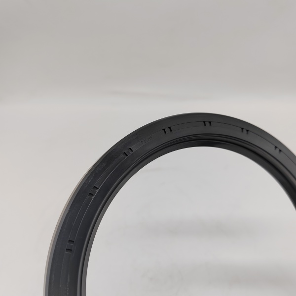 4395197 706-8J-41620 TCN Oil Seal Shaft Seal For HITACHI EG40R KOMATSU PC2000