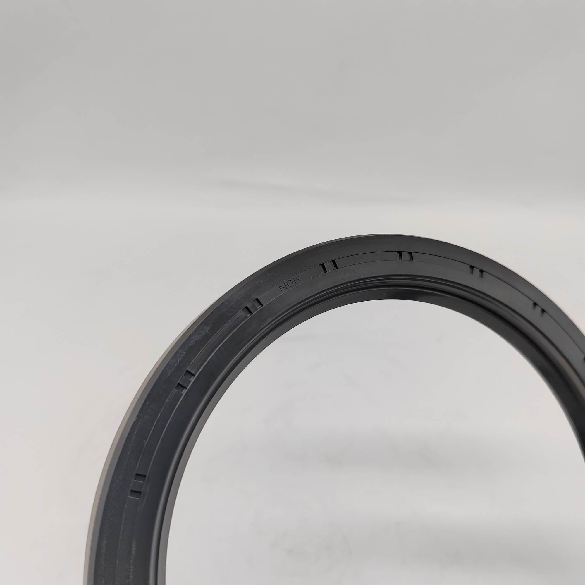 4395197 706-8J-41620 TCN Oil Seal Shaft Seal For HITACHI EG40R KOMATSU PC2000