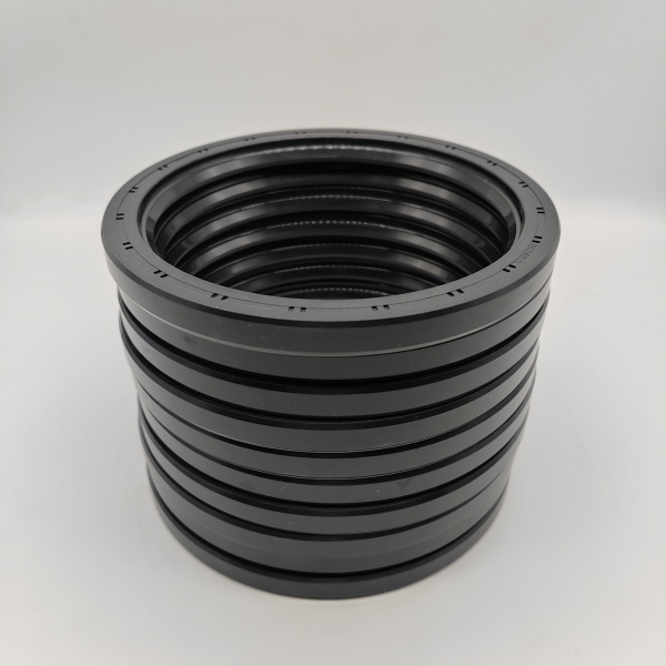 0353318 Oil Seal For Hitachi Excavator Motor Plunger EX400 EX400-3 EX400-3C EX400-5 EX450H-5