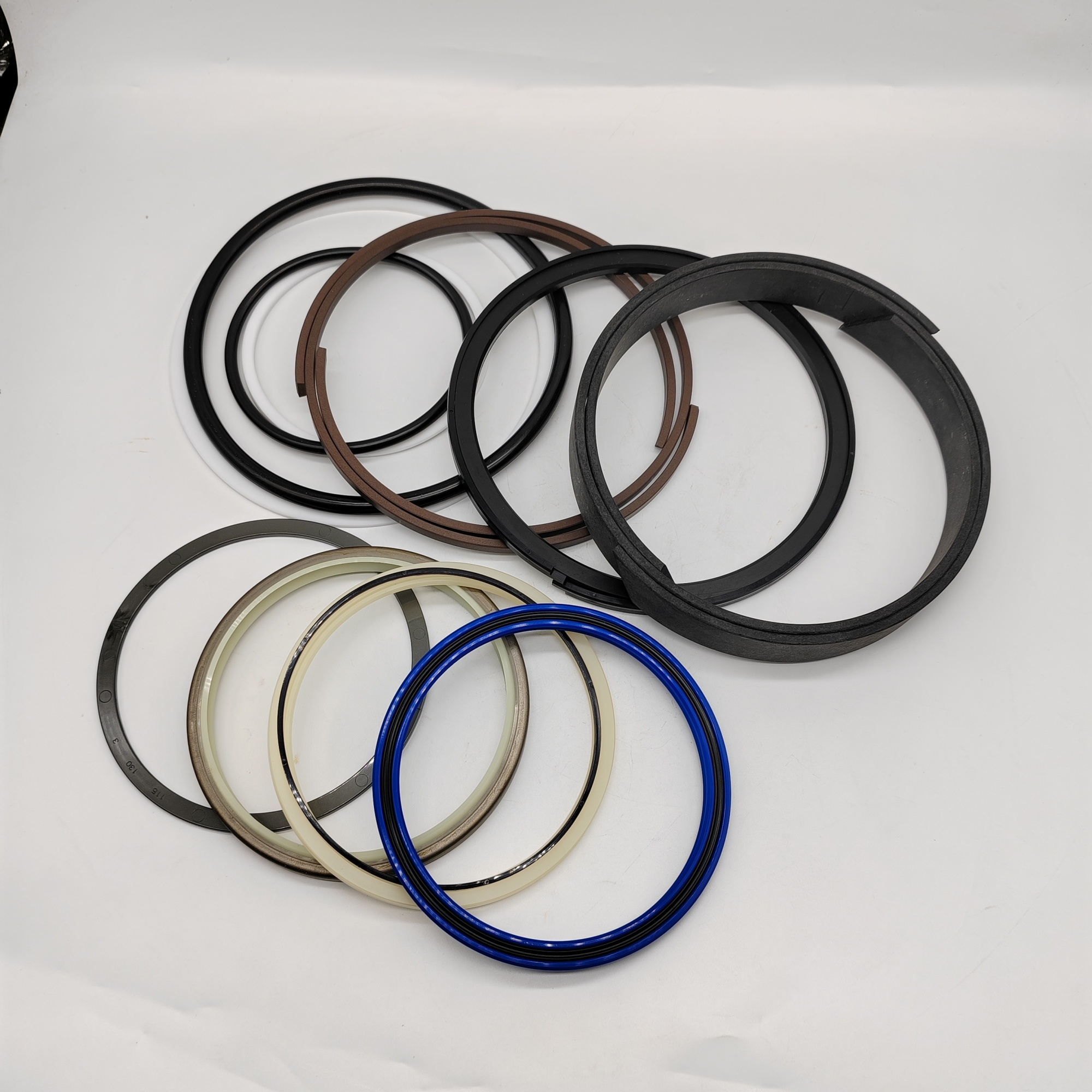 LC01V00005R300 ARM CYLINDER SEAL KIT for KOBELCO SK330LC-6E, SK330LC