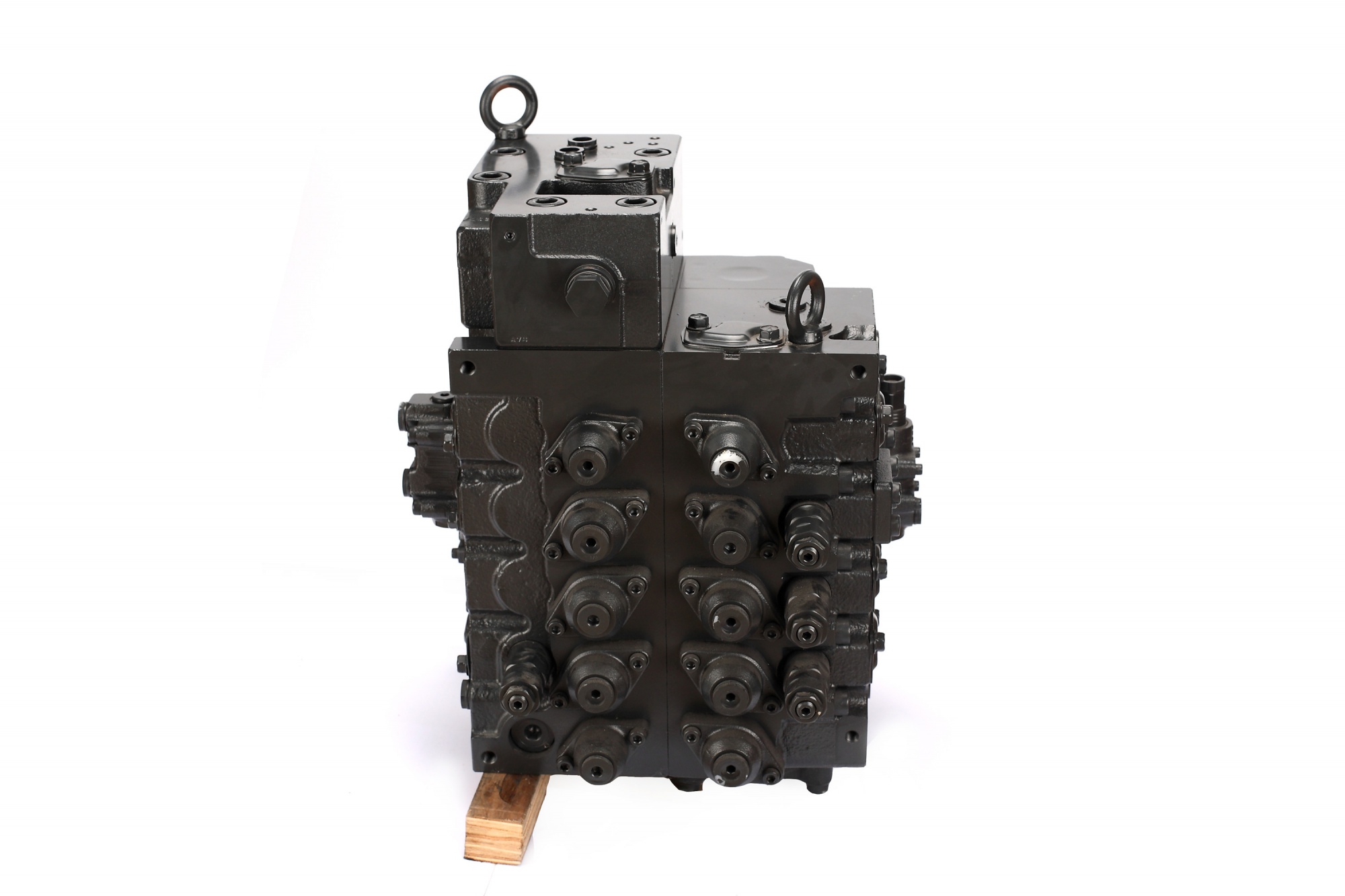 Excavator Spare Parts KPM KMX15RA/B45019B Hydraulic main control valve