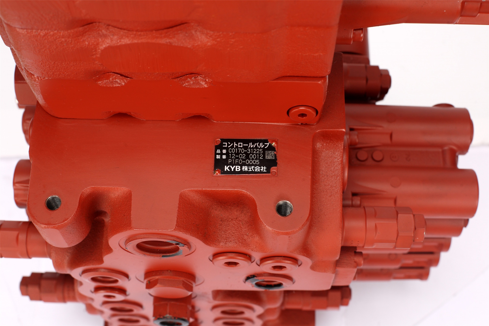Excavator Spare Parts KYB C0170-31225 Hydraulic main control valve