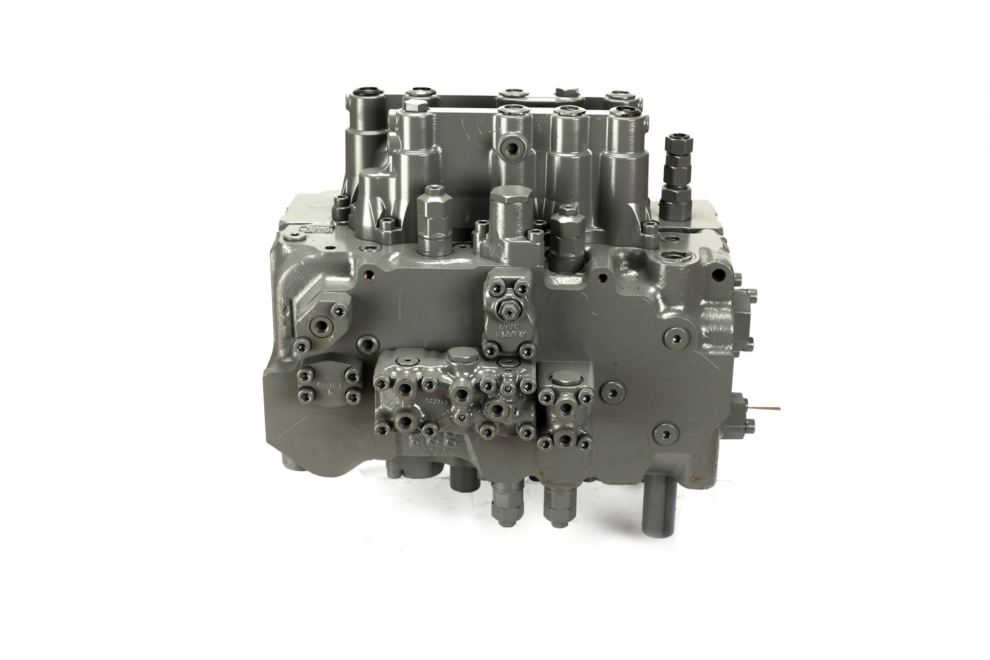 Excavator Spare Parts C0170-55947 Hydraulic main control valve for ZX200
