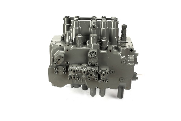 Excavator Spare Parts C0170-55947 Hydraulic main control valve for ZX200