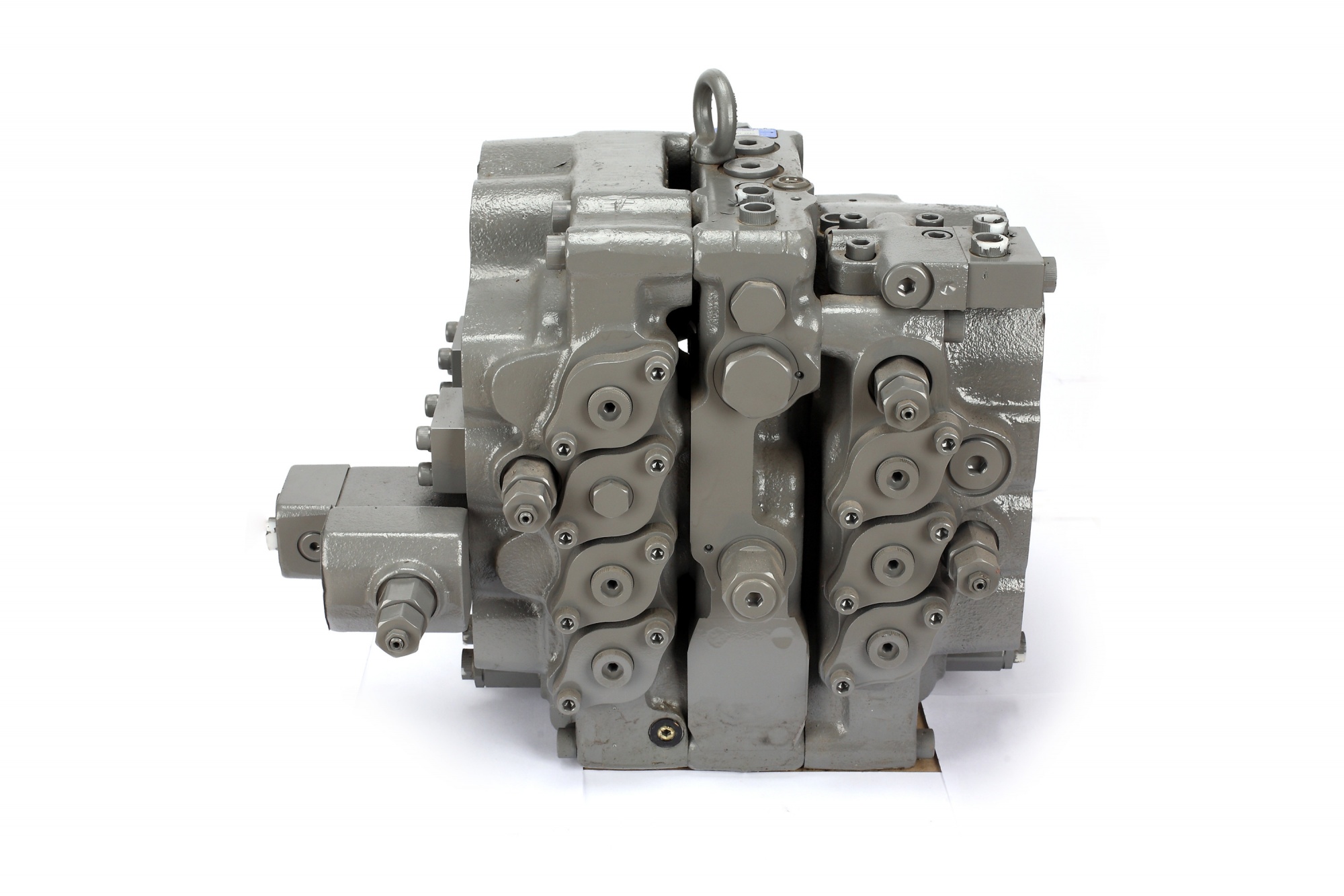 Excavator Spare Parts UX32-18 Hydraulic main control valve for YC310 YC330 YC360
