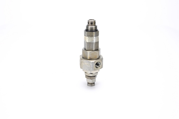 Excavators Distribution Valve Main Relief Valve 32642101 For SH200A