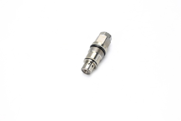 Excavators Distribution Valve Main Relief Valve For DH55